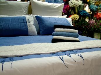 bed (17K)