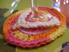crocheted glas flip flop coaster