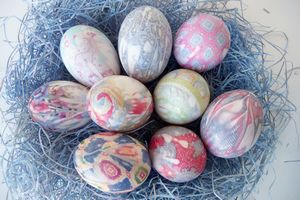 silk tie dyed eggs