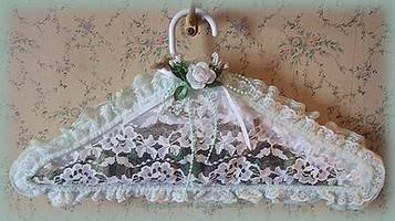 lacy hanger