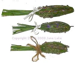 3lavenderbottles (19K)