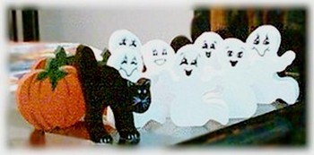 Ghostly Halloween Garland