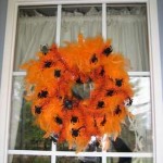 feather Halloween wreath