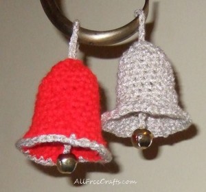 crocheted Christmas bells