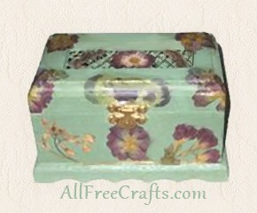 potpourri box decoupaged with flowers