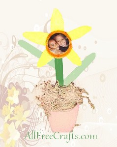 Craft Stick Daffodil