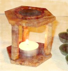 scented candle tart in tea light warmer