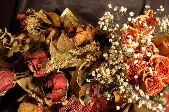 dried flower bouquet