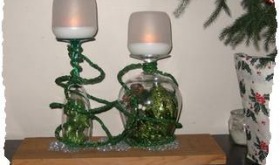wine glass Christmas candle display