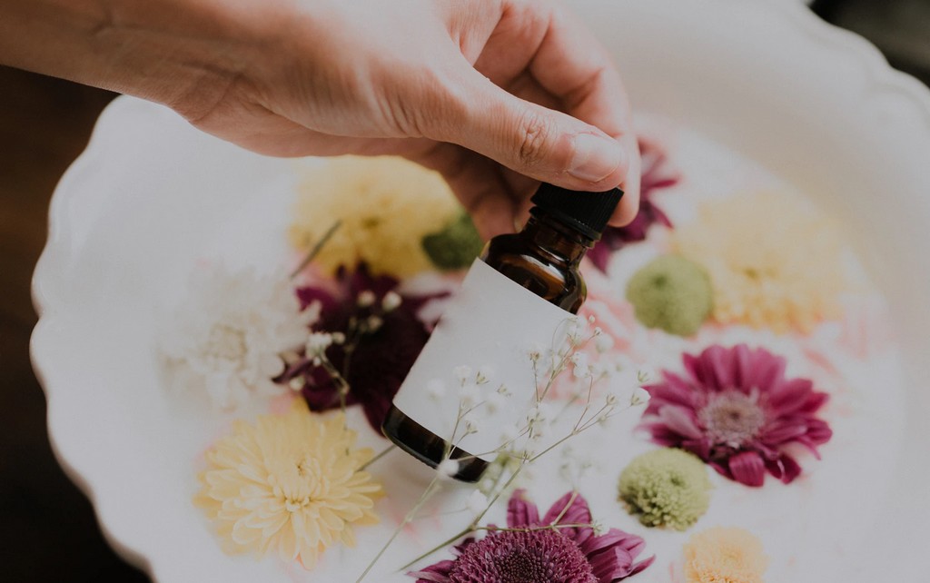 using essential oil in floral water